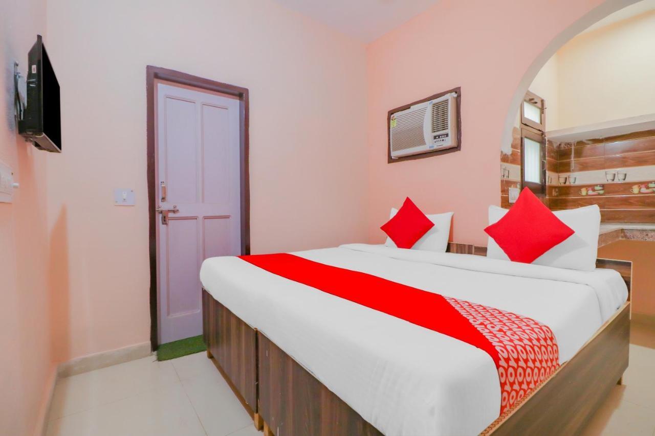 Hotel O Bhardwaj Guest House Garhi Harsaru Extérieur photo