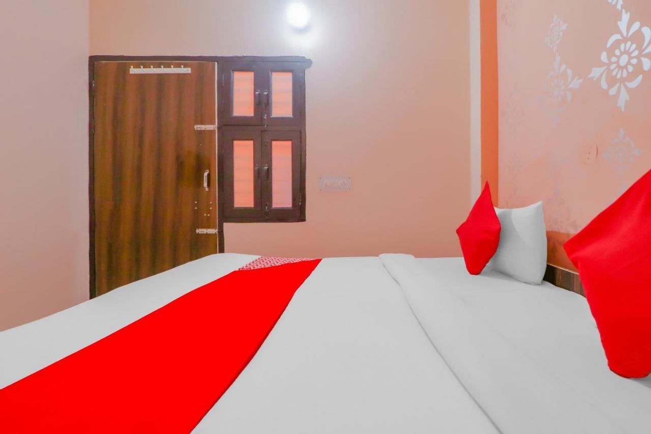 Hotel O Bhardwaj Guest House Garhi Harsaru Extérieur photo